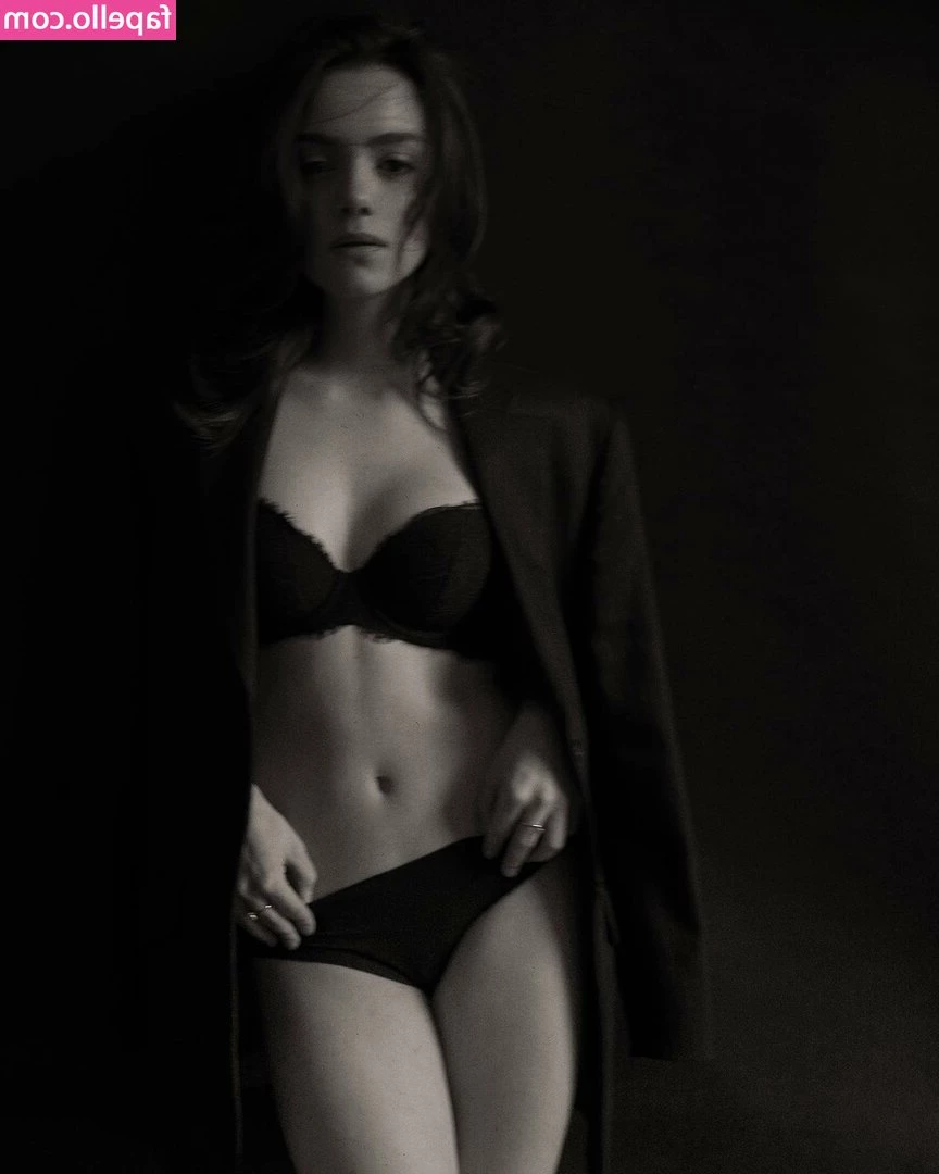 Evgenia Medvedeva [ evgenia-medvedeva ] - I need more bra and panty sets wow