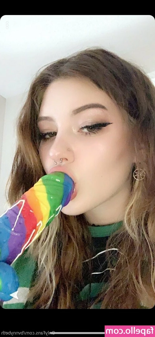 BvnnyBeth - One of those days to strike a pose  pose  muscles  bearded  beards 