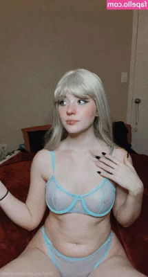 BvnnyBeth - Wet hair don t care    scxquinn   only a few  5 spots left before the