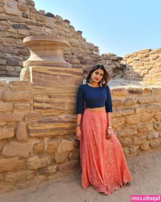 tanupriya - felt girly. might wash off the makeup and put on baggy stuff idk