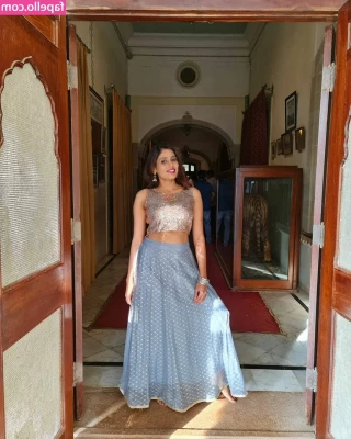 tanupriya - I want my boobs to jiggle like this while riding on You daddy   I