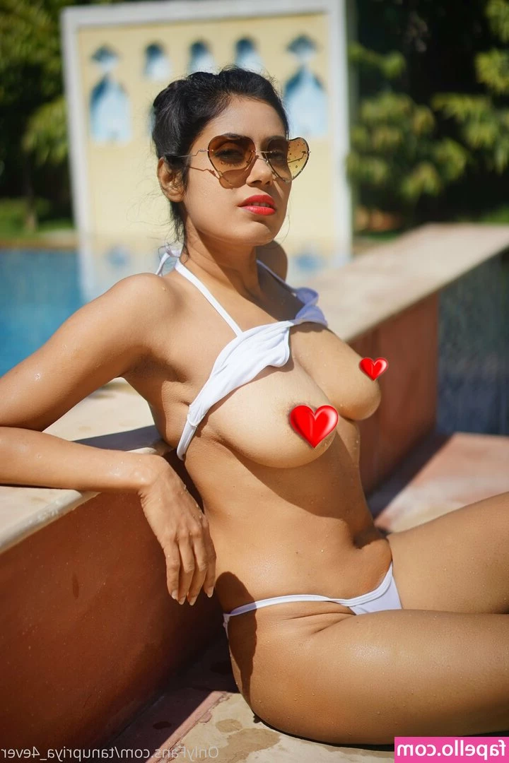 tanupriya - Come eat me💕