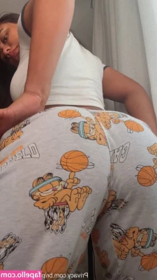 Giovanna Paes [ giovanna-paes ] - Get your ass in here too