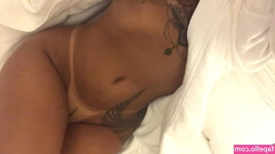 Giovanna Paes [ giovanna-paes ] - A holiday weekend means plenty of time to jerk off 😈! Get freaky