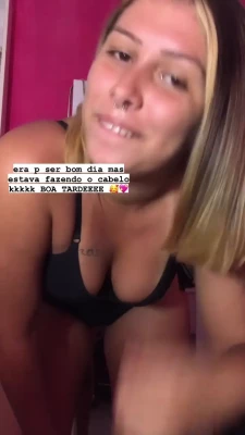 Milena Ribeiro [ milena-ribeiro ] - Can I sit here??
