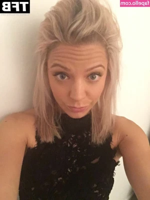 Claire Hutchings [ claire-hutchings ] - https://www.amazon.com/hz/wis…  Spoil me and I’ll send you a