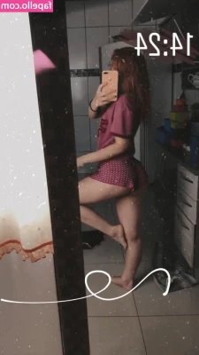 Cyellen.alexandra [ cyellen-alexandra ] - I just love getting hot and wet for you 😉