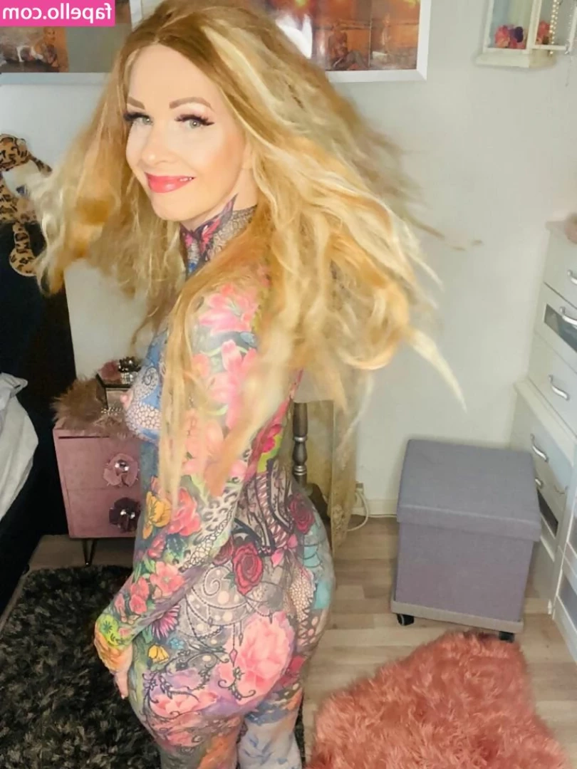 Tattoobutterfly - Pendejo dominante me da por el chiquito  Este machito bi me hablo