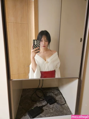 asmr_nara [ asmr-nara ] - Oiling My Body Up   Spanking  amp  Feet Play  I get so horny I have