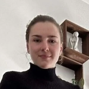 Deesse Emma
