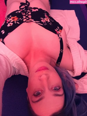 Pooroldkilgore - Good evening friends! An amazing nude set is waiting for you! Tip me