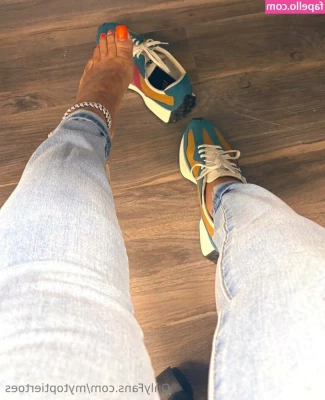 mytoptiertoes - Hey u guys since yal say I don t be active like that if you wanna