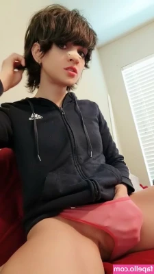 Trappy-chan - Would I be able to get all the way naked before you bent me over and
