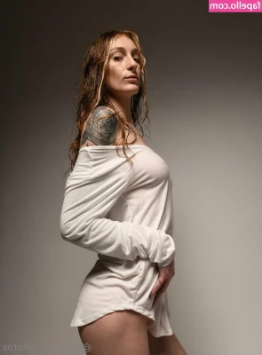 myfreeartpage - A shout to the beautiful and sexy @lolateen2003