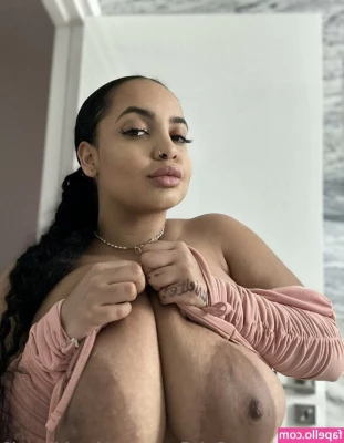 Thegirlinred0 - For your eyes only