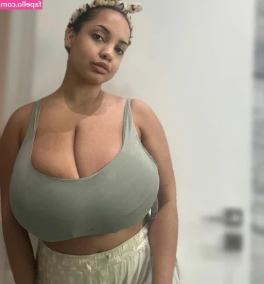 Thegirlinred0 - Free sex video when you sub my vip TODAY  loves2swallowuvip