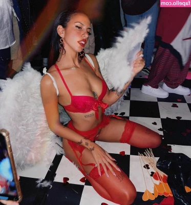 Shira Mosi [ shira-mosi ] - lets get naughty on cloud nine ❤️