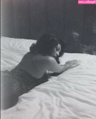 Jesy Nelson [ jesy-nelson ] - You guys gotta let me know what you wanna see more of  The stuff you