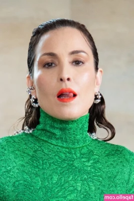 Noomi Rapace [ noomi-rapace ] - I love kitties... You guys should know this by now, since I've got 2