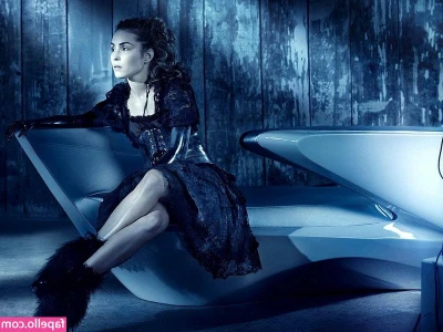 Noomi Rapace [ noomi-rapace ] - Finiamo la settimana di San Valentino con queste foto lesbo HOT