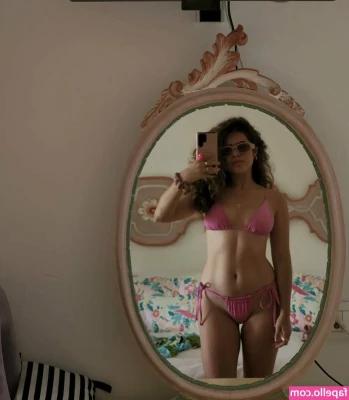 Maisa Silva [ maisa-silva ] - More tongue stuff 😍
