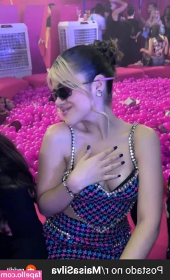 Maisa Silva [ maisa-silva ] - Happy Monday! I’ll be around for dick ratings and sexting sessions