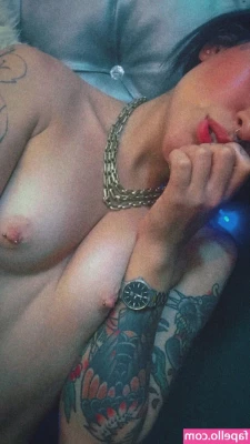 Madymonroe - Fans.ly/bexbb9  The new place to find all my content.....