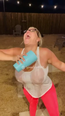 TexasJess8586 - kiss it