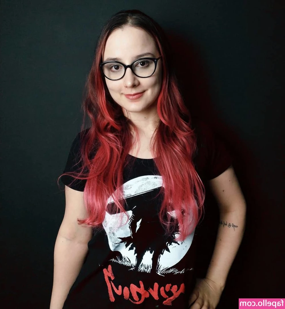Gabi Xavier [ gabi-xavier ] - 2021 me had her body all the way snatched