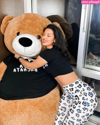 Amanda Carvalinda [ amanda-carvalinda ] - Mi amor  te gustaría verme en colaboración con otra niña