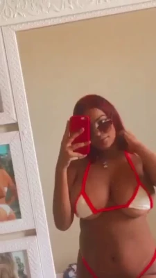 kellygomesl - About to do a cam show! ❤️ Get your tokens ready if you know