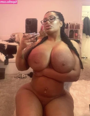 Brandi Bae [ brandi-bae ] - Tip me so I can buy more plants