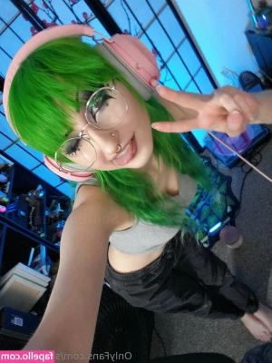 sourbunbun [ sourbunbun-1 ] - suck my cock babe???😈💦