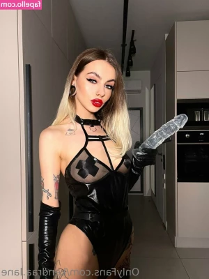 kendraa.lane [ kendraa-lane ] - What’s UP today!? 😈