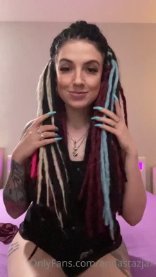 annastazjax - Start your day off right with my naked body 💕