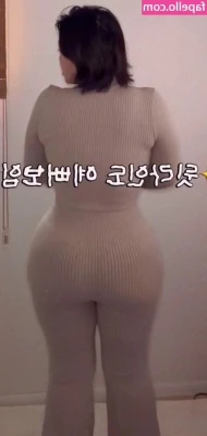 Moon Seo-byul [ moon-seo-byul ] - I bet you have a horny cock for me right now, like if you do!