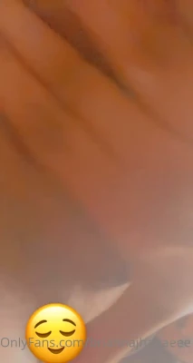  [ briannajhanaeee ] - And the last one... Hands free 🔥🍆🍆👀 FULLY HARD photo in