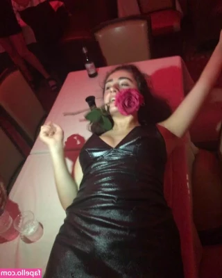 Rachel Sennott [ rachel-sennott ] - Sweet dreams darling