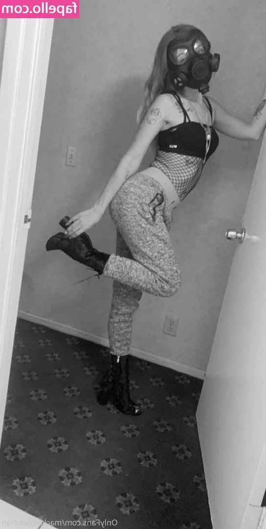 mackenzielohan - Eat my   before or after fitness