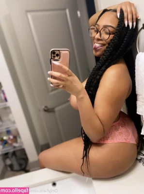 yagurlbubblez - https funwithfeet com seller WineNot13 part 1