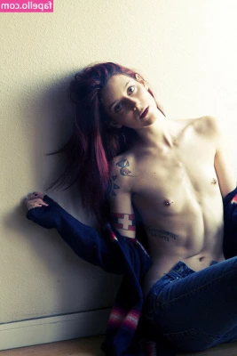 thecamdamage - She could NeVaaaa pressure  followme  cutebutpsycho