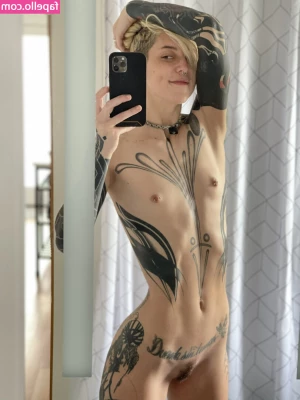 thecamdamage - What do you prefer? Feet or wine? 😏 part 1