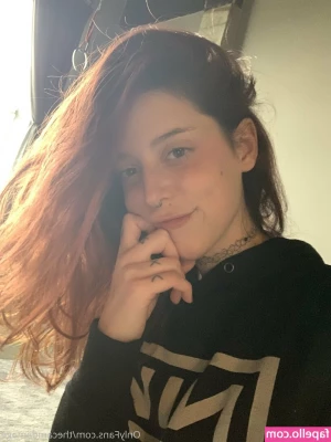 thecamdamage - SFW dominatrix pics 😈