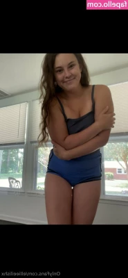 EllieEilishX - It s your favorite co-worker
