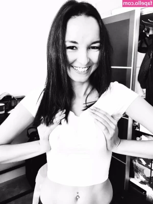 francysbelle - Damn look at bunny  Just a sneak peek of whats to come