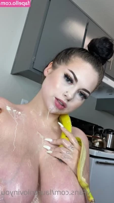 Lauren Lovi [ lauren-lovi ] - FREE    eiluul  SHE S MY FRIEND AND WANTS TO PLEASE YOU IN ALL YOUR
