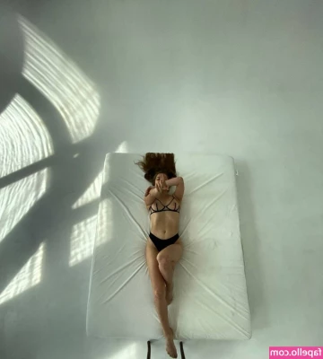 Alla Mill [ alla-mill ] - Silly Sunday or sexy Sunday