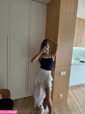 tessie_free [ tessie-free-1 ] - You like the way it looks between my legs baby    sorry for all my