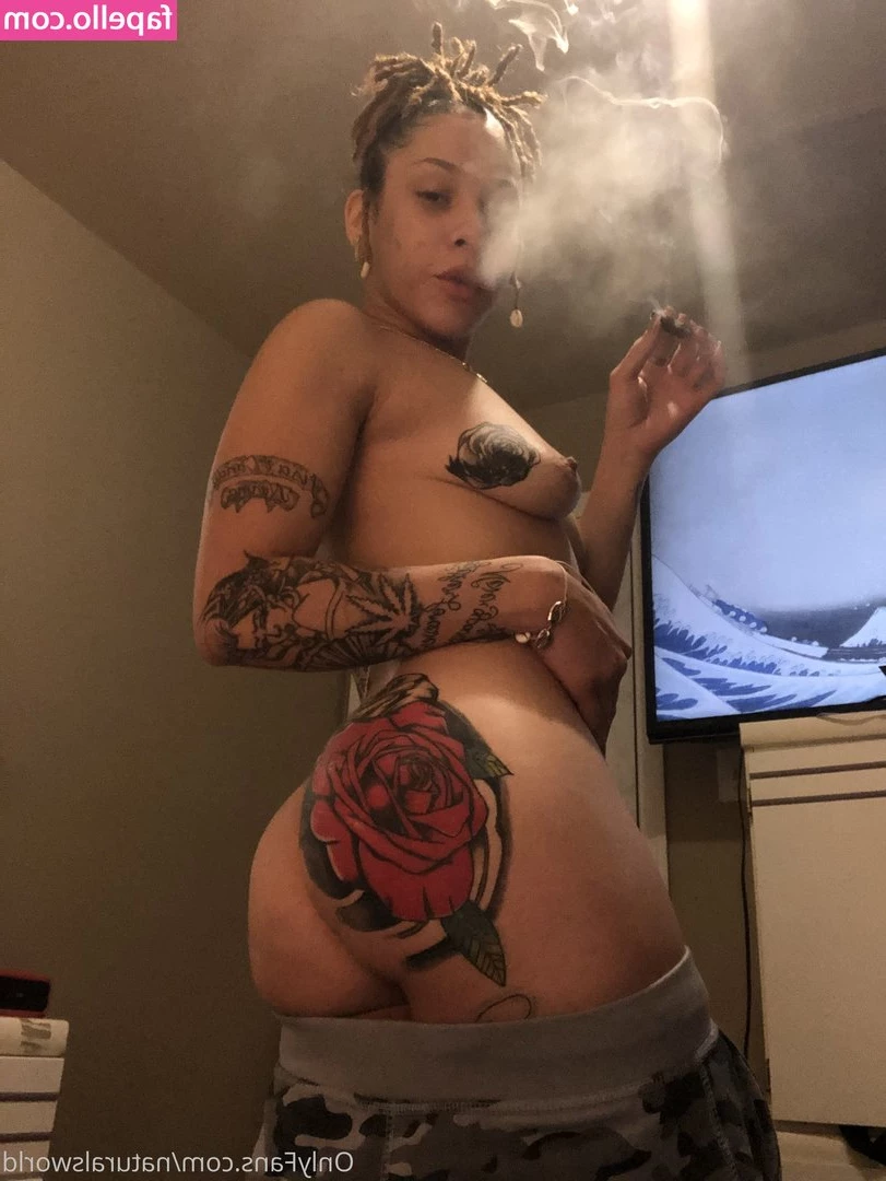 Naturalsworld - Blessing your day with my hotness 🔥