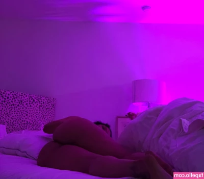 Maliah Michel [ maliah-michel ] - Who wants a piece